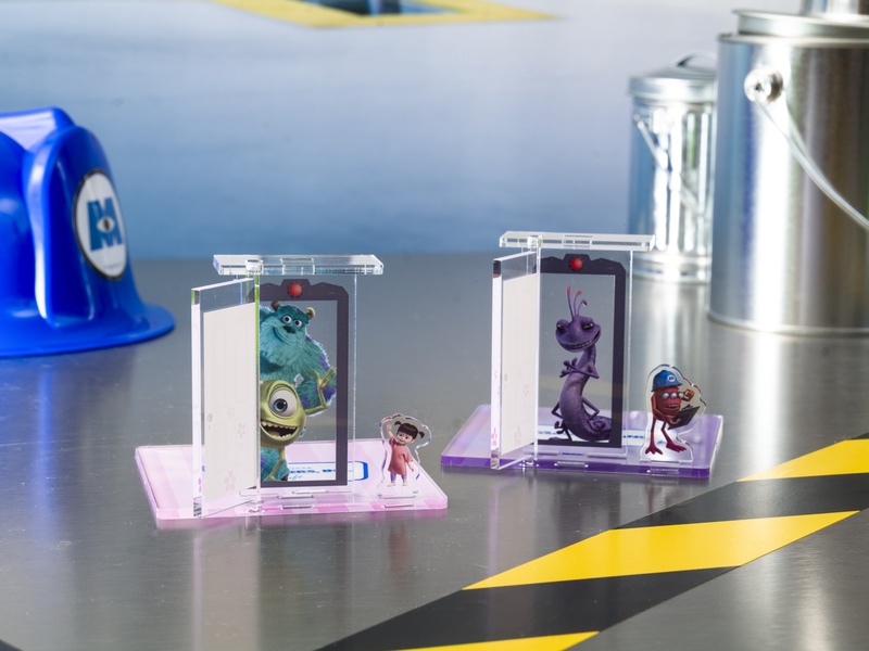 ドア型アクリルスタンドコースター（全2種）